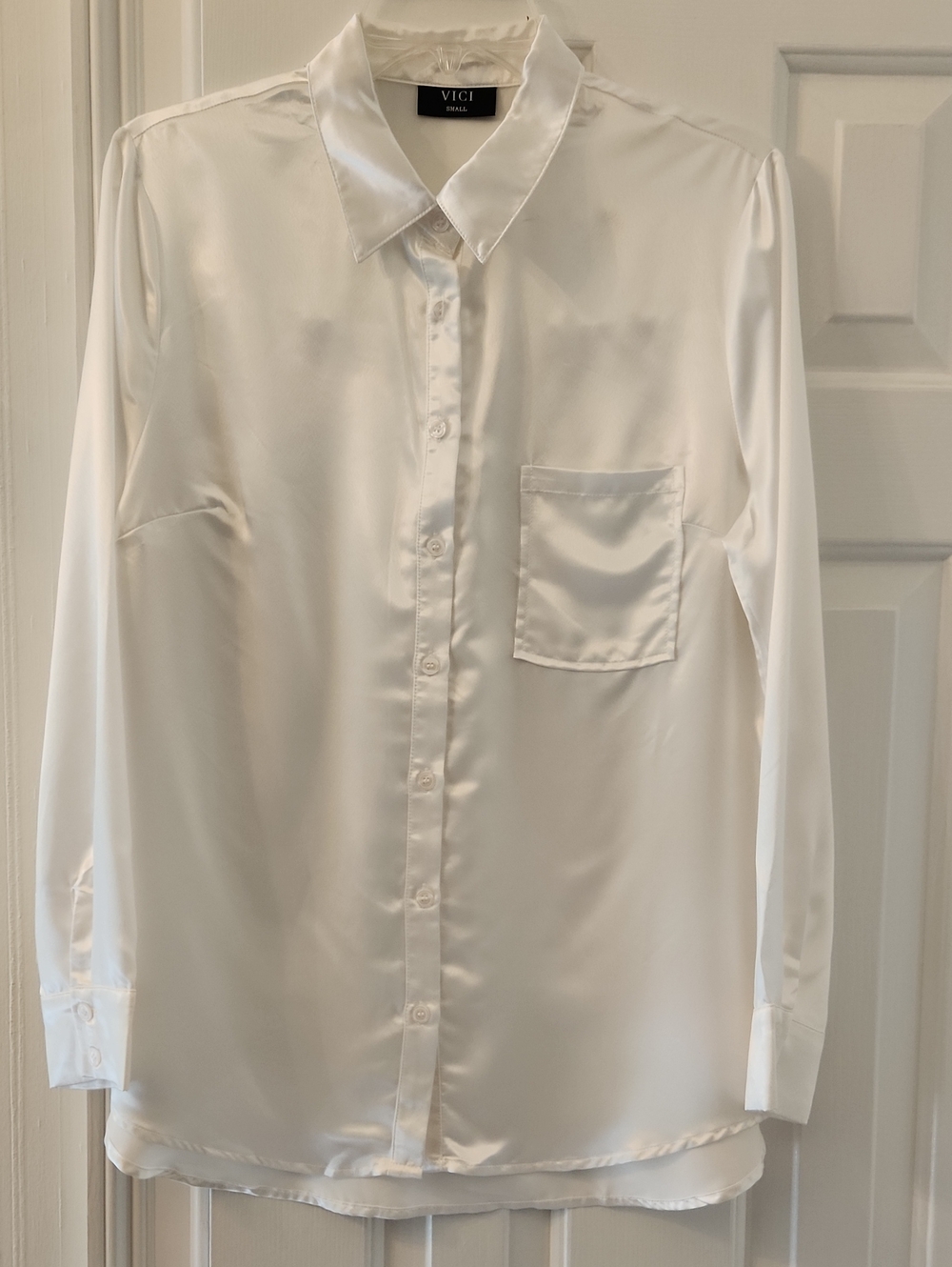 VICI White Satin Button-Up Blouse